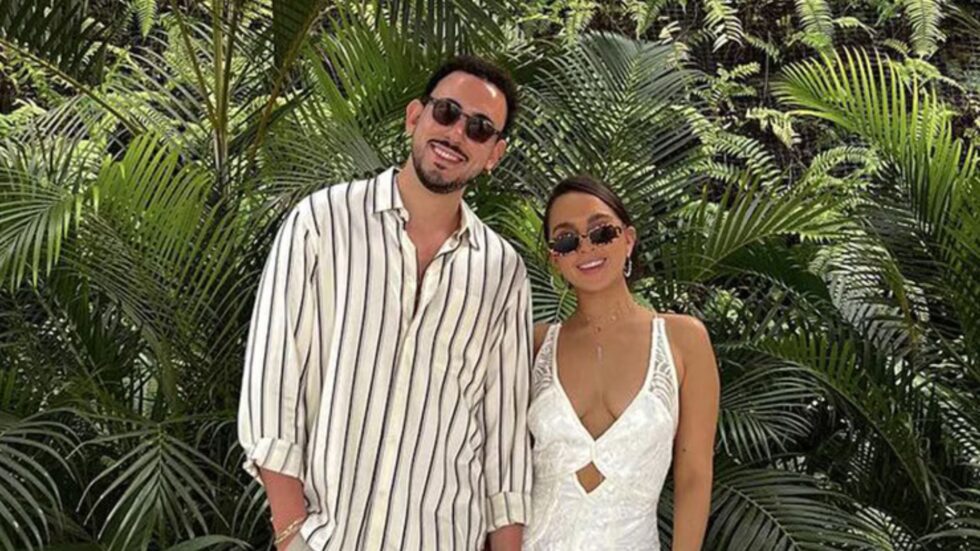 Alexia Umansky posts an instagram with her boyfriend Jake Zingerman on March 25, 2023