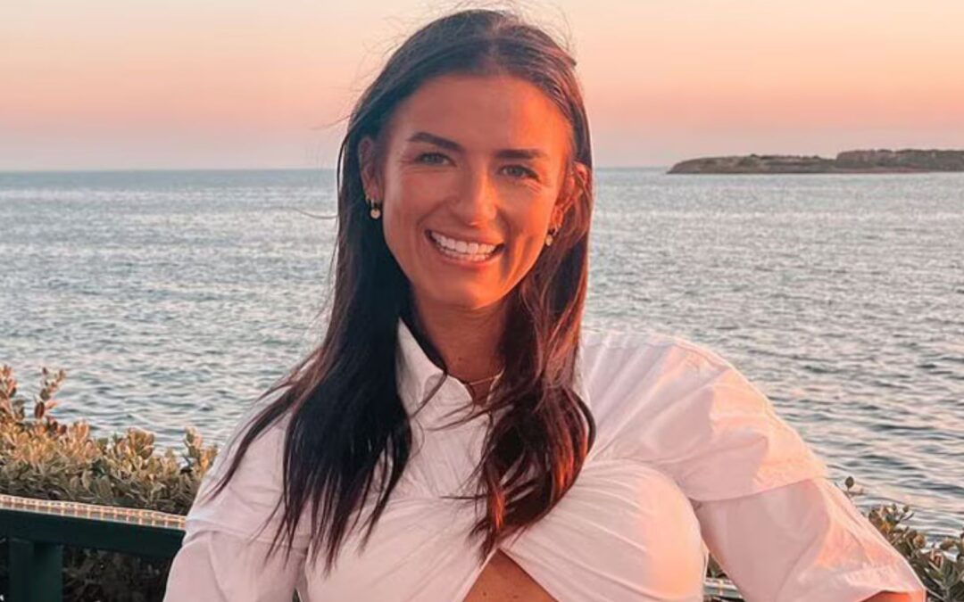 Tracy From Bravo & Cocktails Talks Tea With ‘Below Deck’ Star Aesha Scott at BravoCon 2025