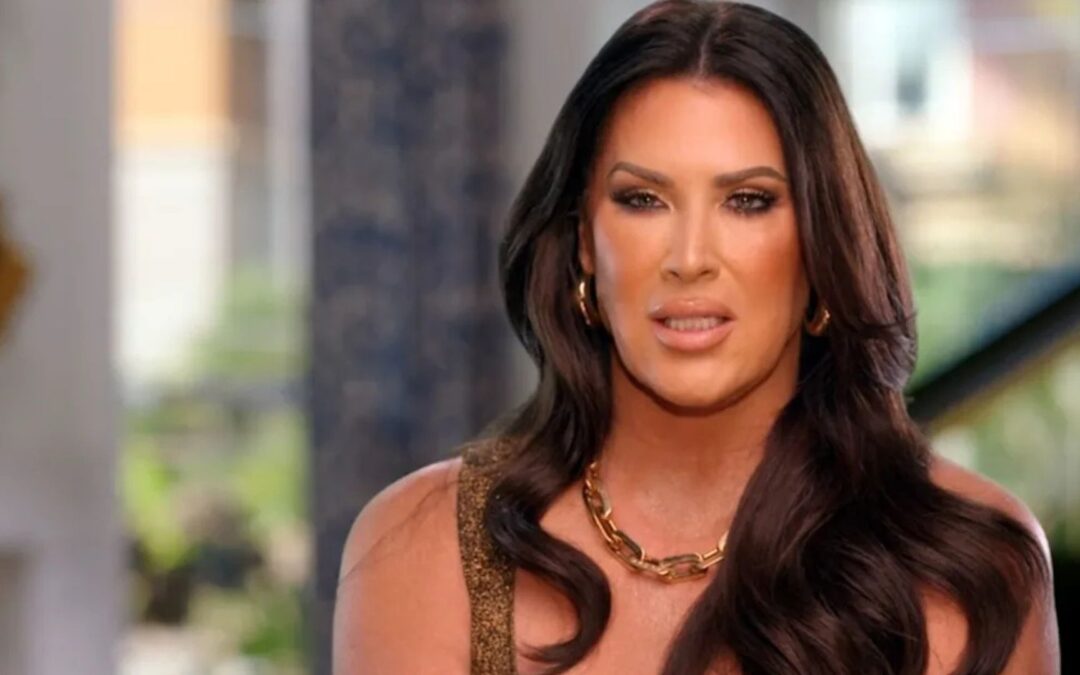 Emily Simpson’s Reunion Look Has RHOC Fans Talking — Did She Get a Chin Implant?